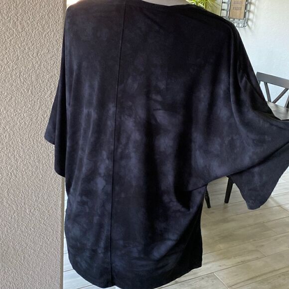 Tahari Black Tie Dye V Neck Mid Short Sleeve T-Shirt Viscose Blend S Boho - Picture 6 of 9